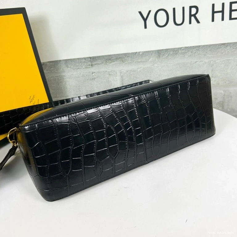 Cheap Black Shoulder Leather O'Lock Crocodile Zip In Bag Fendi 0812